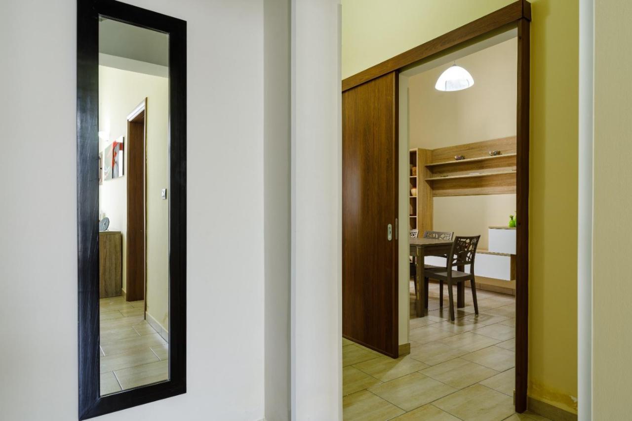 Vacation Rental "Nonna Cecilia" Λέτσε Εξωτερικό φωτογραφία